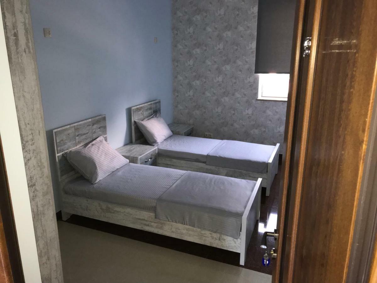 Liko Hostel Yerevan Exterior photo